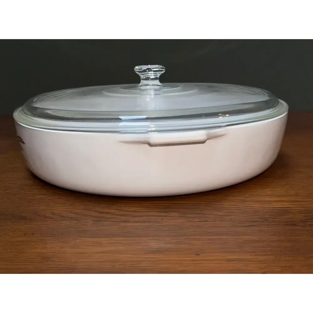 Vintage Anchor Hocking Black Wheat 11” Round Casserole Dish W/ Glass Lid